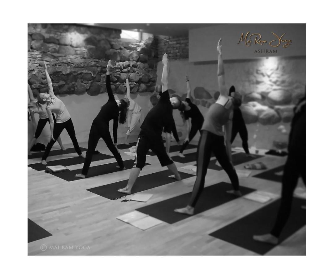 Mai Ram Yoga House Bed and Breakfast VNO Buitenkant foto